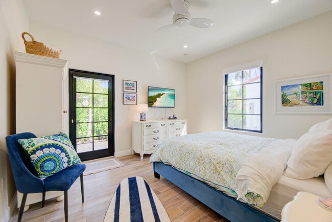 Building Photo - 110 Marine Way