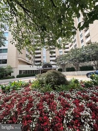 Building Photo - 4601 N Park Ave