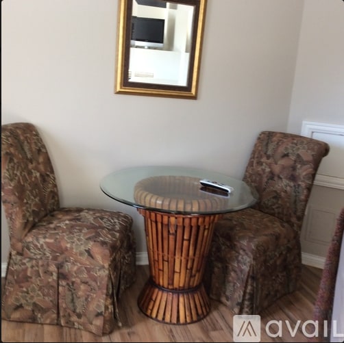 Building Photo - 112 River Chase