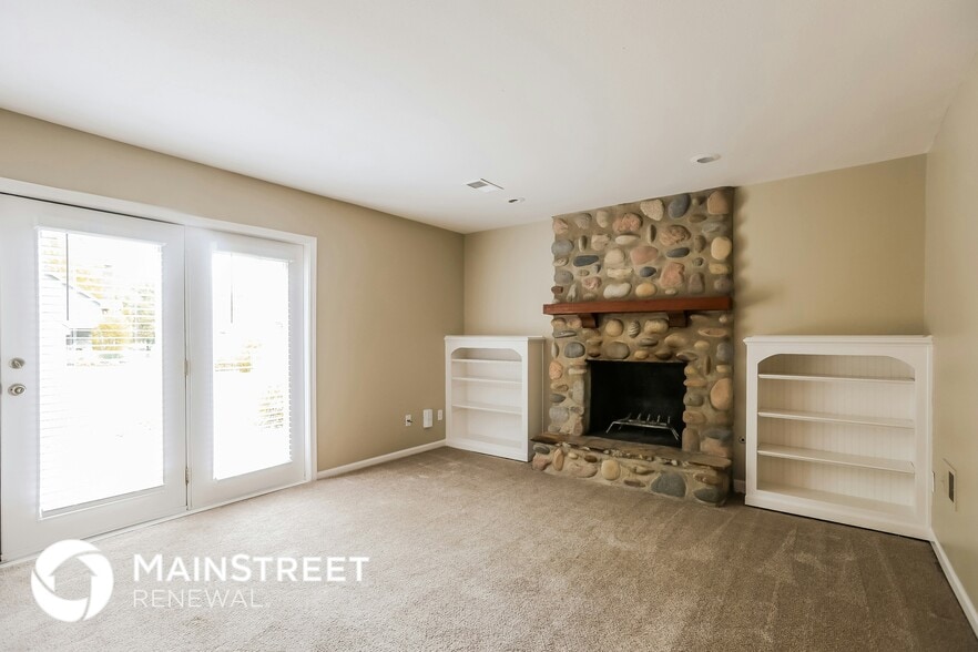 Building Photo - 209 S Montclaire Dr