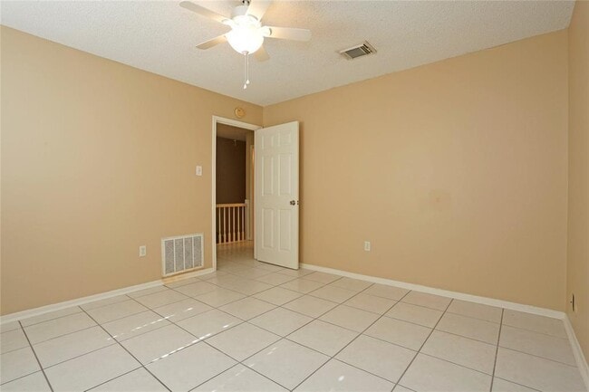 Building Photo - 21611 Cimarron Pkwy