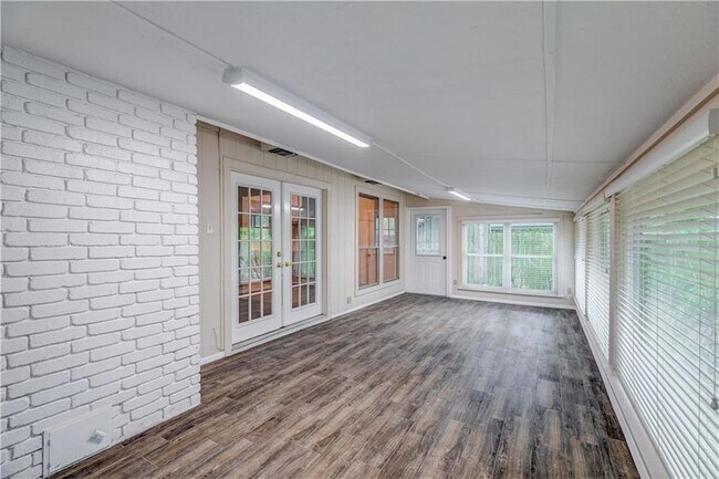 Building Photo - 12118 Black Angus Dr