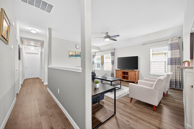 Building Photo - 4915 Purple Wisteria Ln