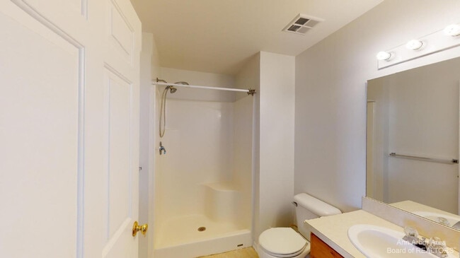 Building Photo - 2795 S Knightsbridge Cir