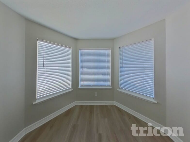 Building Photo - 6342 Briar Terrace Dr