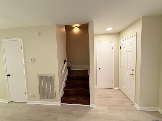 Building Photo - 5254 Stumberg Ln