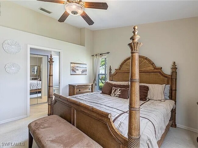 Building Photo - 5595 Greenwood Cir