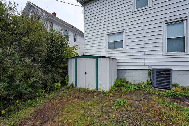 Building Photo - 151 Hampden Rd