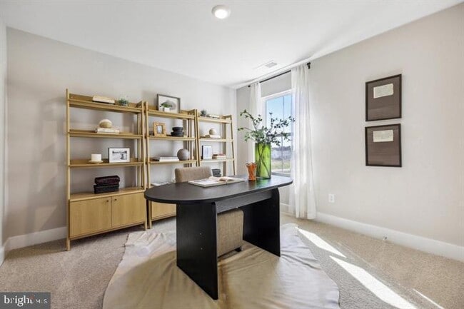 Building Photo - 112 Charing Cross Dr