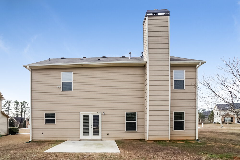 Building Photo - 2090 Hydrangea Ln