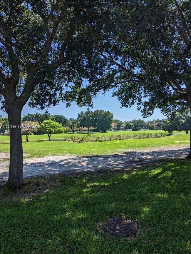 Building Photo - 3932 NW 87th Ave