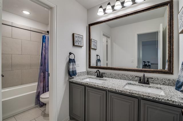 Building Photo - 2643 Perdenales Dr