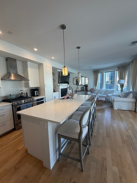 Building Photo - 283 Old Colony Ave