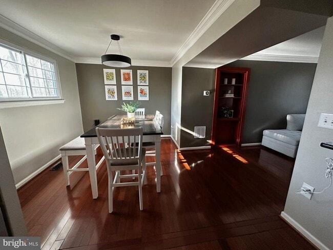 Building Photo - 8925 Alliston Hollow Way