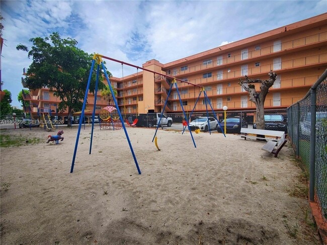 Building Photo - 1990 W 56th St