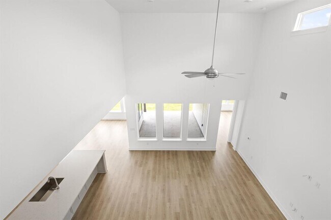 Building Photo - 9509 Boathouse Dr