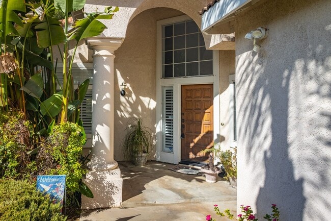 Building Photo - Beautiful Updated Home in Reche Canyon