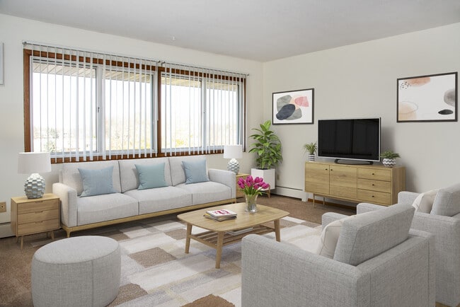 Interior Photo - ReNew Meadow Lake