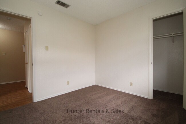 Building Photo - Too Good!