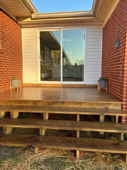 Building Photo - 6946 Hickory View Ln