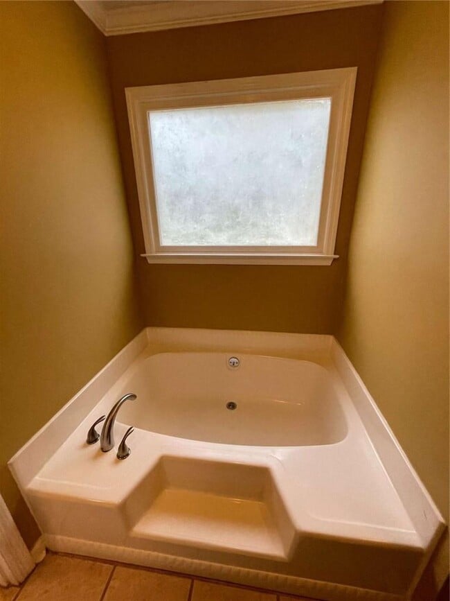 Building Photo - 2273 Windland Dr