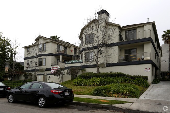 Primary Photo - 1207 Mira Mar Ave