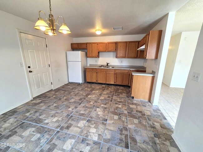 Building Photo - 3856 Tierra Alamo Dr