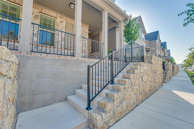Building Photo - 7849 Bayside Dr