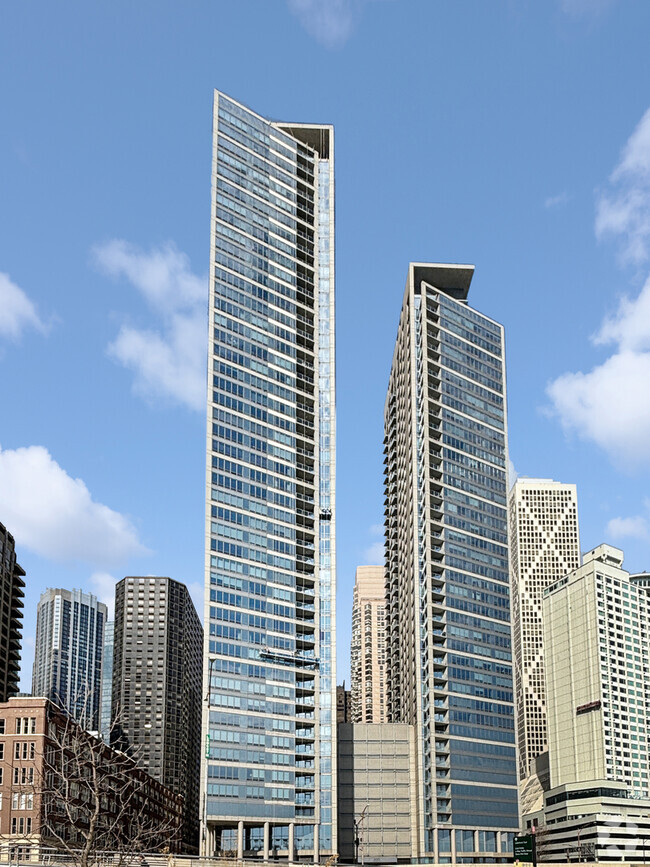Building Photo - 600 N Lake Shore Dr