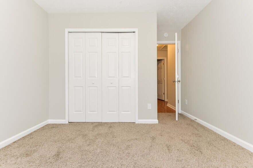 Building Photo - 416 Heathcliff Ct