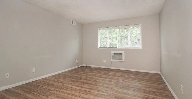 Building Photo - 14918 Milverton Rd