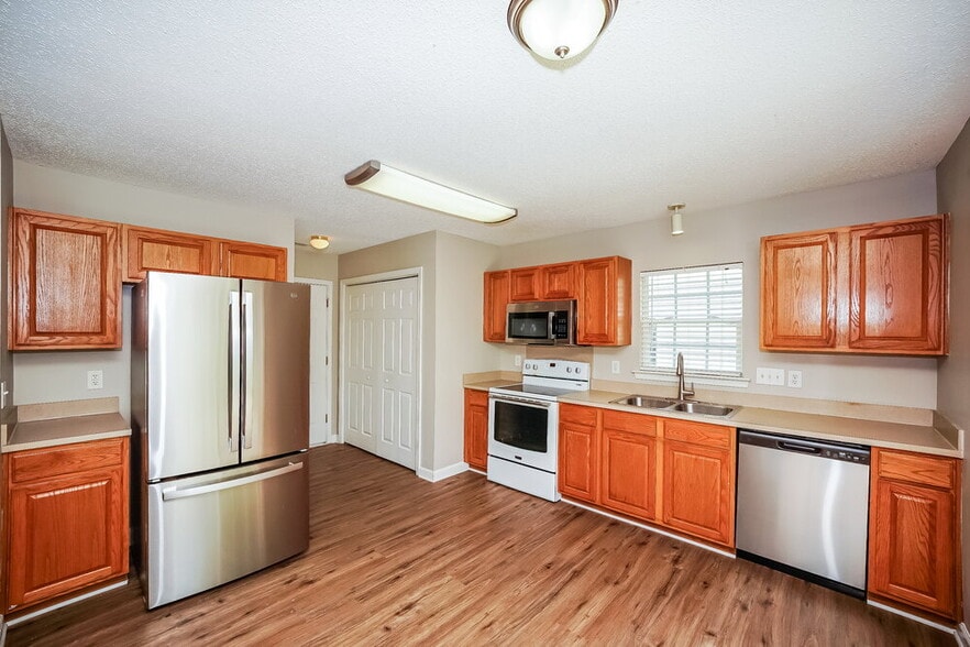 Building Photo - 5020 Wheat Dr SW
