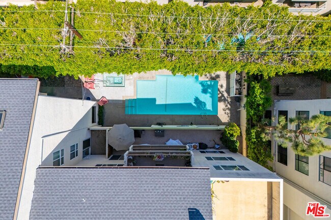 Building Photo - 1520 Camden Ave