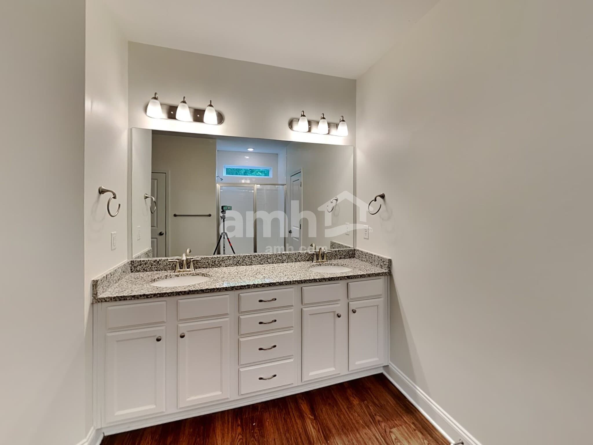 Building Photo - 5155 Smithbriar Dr