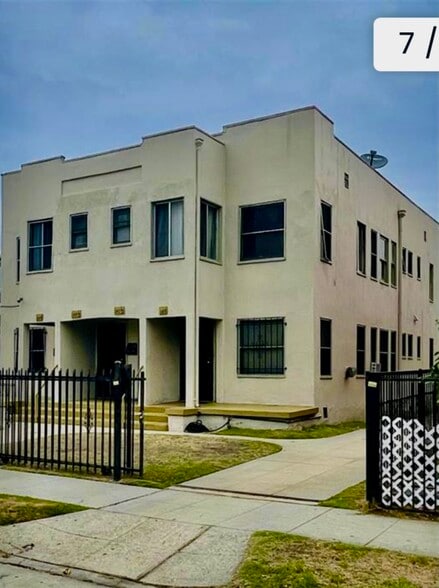 Building Photo - 149 W 41st Pl