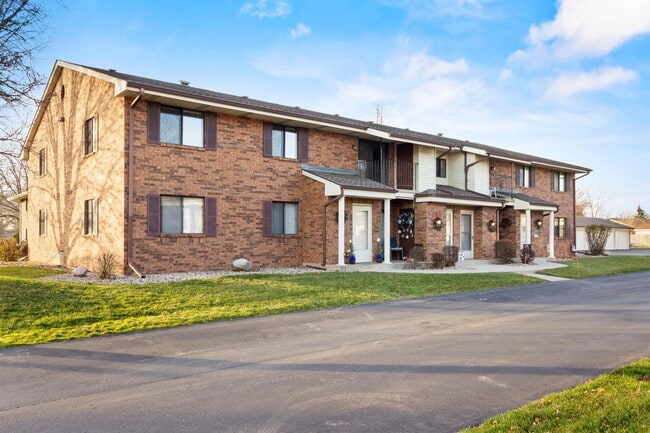 Building Photo - 6720 Mariner Dr