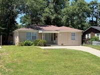 Building Photo - 1825 Drollinger St
