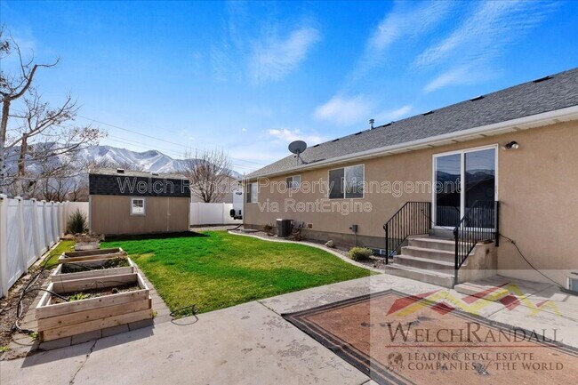 Building Photo - 179 E 2200 S