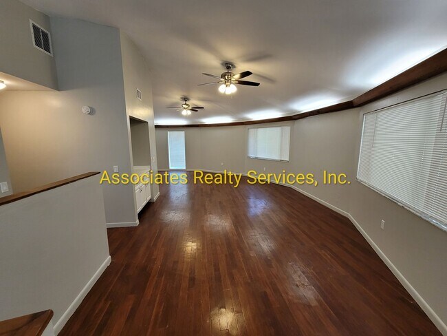 Building Photo - 9281 SW 109th Run