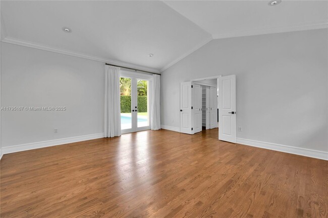 Building Photo - 1251 Anastasia Ave