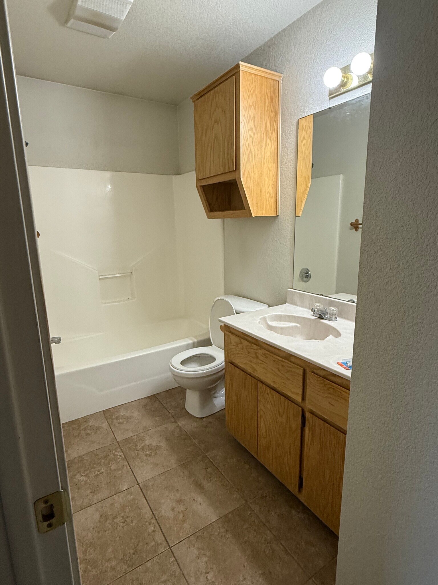 Master Bathroom - 3806 Uvalde Dr