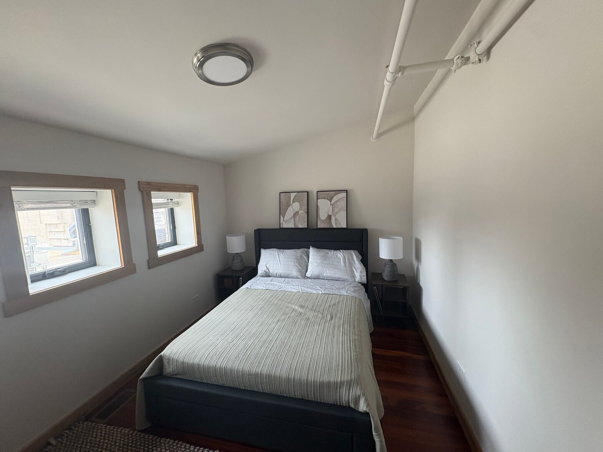 Building Photo - 4611 S Ellis Ave