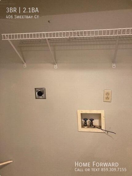 Building Photo - 406 Sweetbay Ct