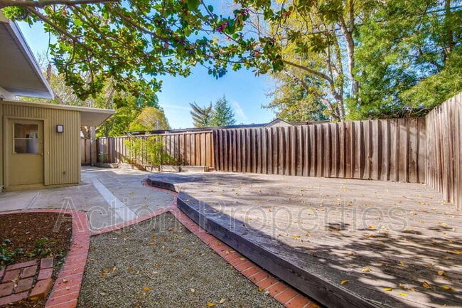 Building Photo - 3733 Carlson Cir