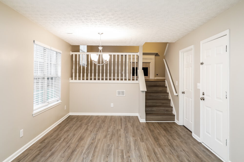 Building Photo - 172 Williamsburg Way