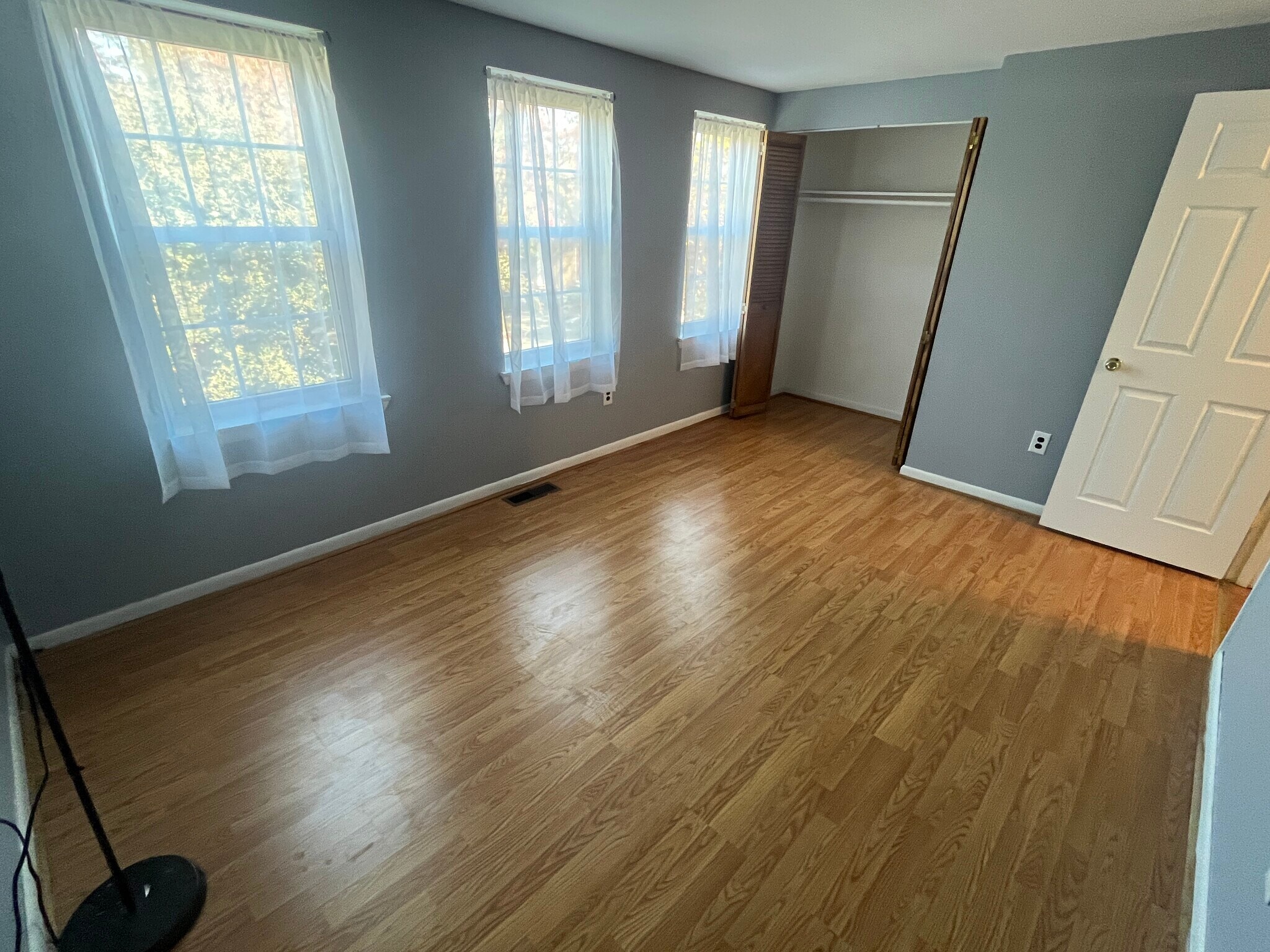 Master Bedroom View 2 - 1012 N Central Ave