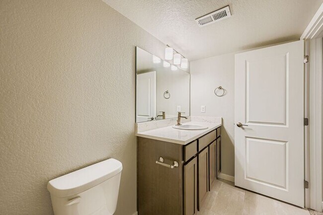 Building Photo - 791 Little Bear Grove