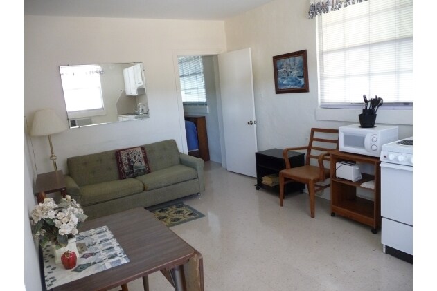Sandy Cove Apartments &amp; RV Park Babson Park, FL