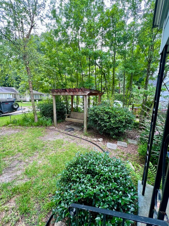 Building Photo - 171 Crenshaw St