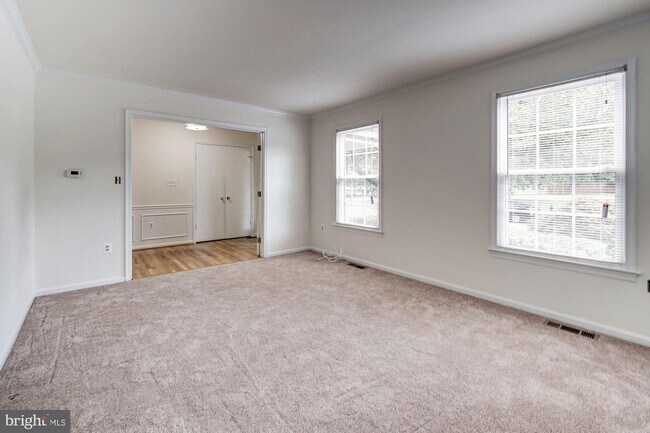 Building Photo - 13700 Pendelton st
